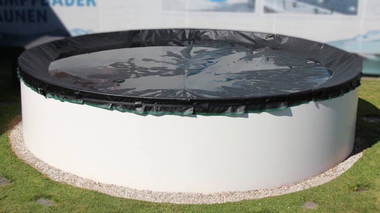 Winterabdeckung auf Rundpool