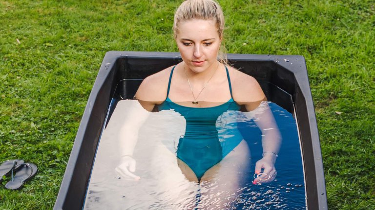 Eisbaden im Chill Tub Lite