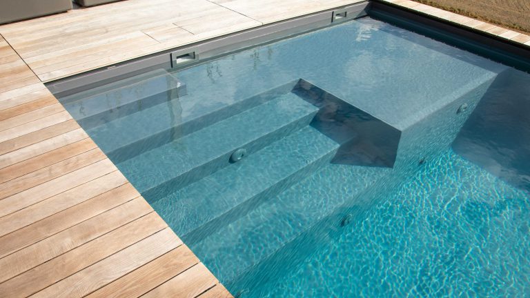 Rechteckpool mit Einbautreppe und Sitzgelegenheit, Folie dunkelgrau