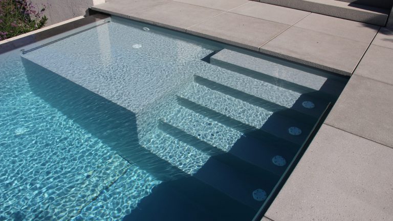 Rechteckpool, Folie hellgrau, Einbautreppe