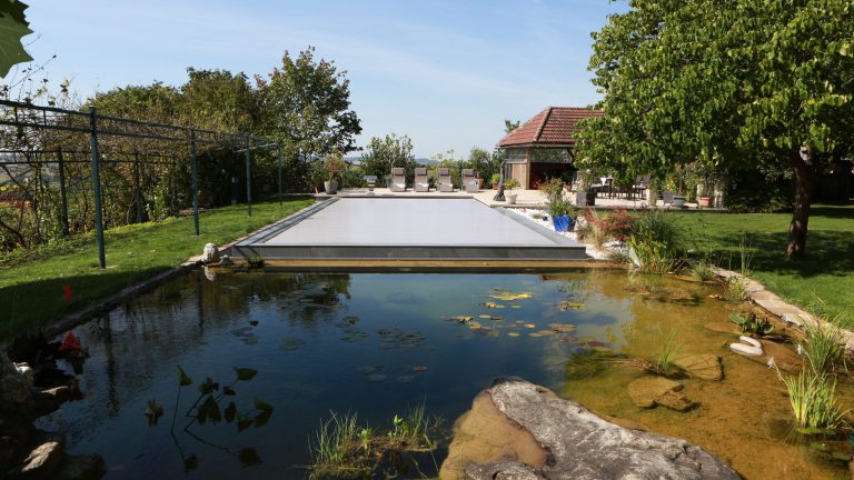 Rollabdeckung silbergrau