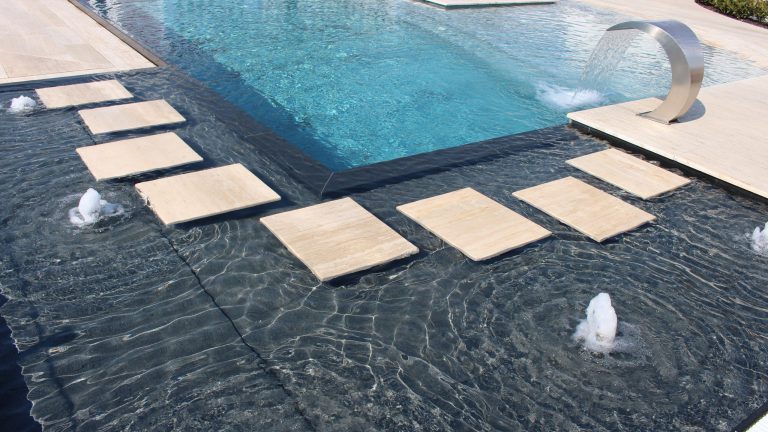 Schaugelände Happy-pool Wiener Neudorf