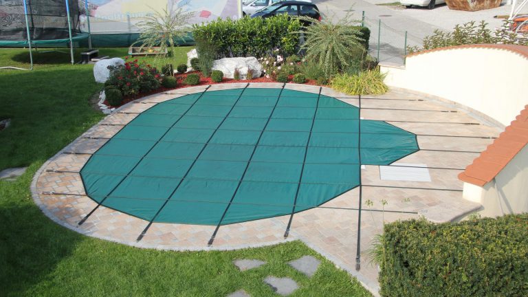 Sicherheitsnetz grün Ovalpool