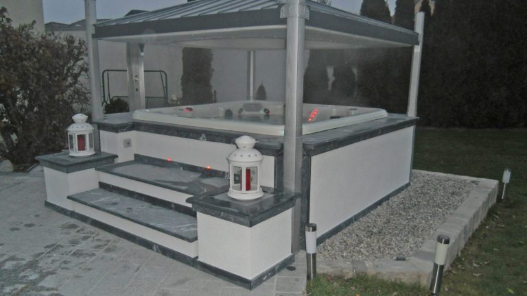 Whirlpoolverkleidung