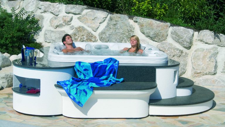 Whirlpoolverkleidung