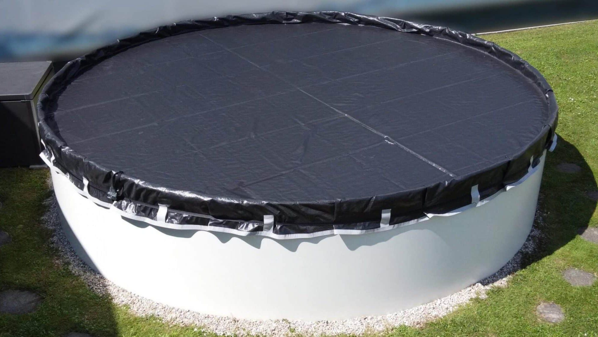 Rundbecken sicher abgedeckt mit Winternetz