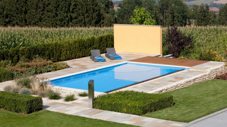 Rechteckpool, Folie adriablau, mit Einstiegstreppe