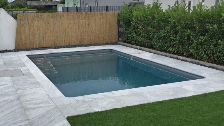Rechteckpool mit Einbautreppe und Sitzbank, Folie dunkelgrau und hellgrau