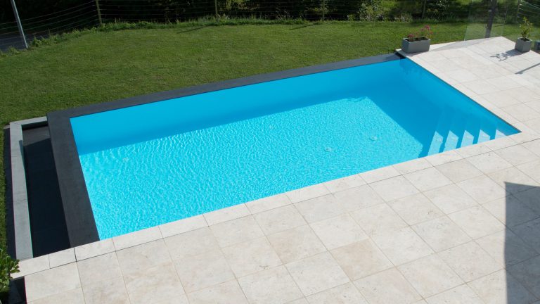 Rechteckpool, Folie hellblau, mit Einstiegstreppe